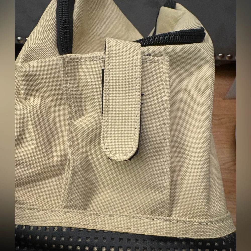 Jeep Pet Carrier Backpack